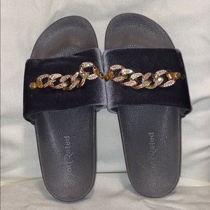 chain slides